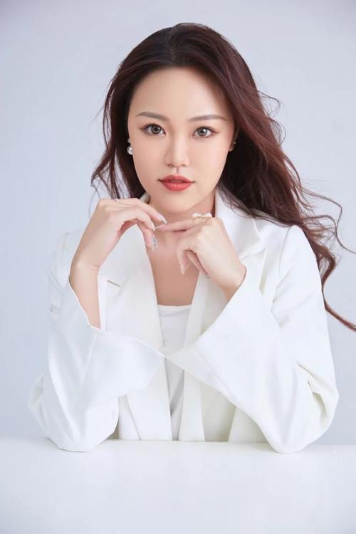 这个周末,912美女主播陪你一起变美!